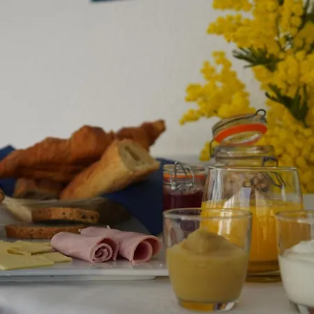 מלון Ath Athenee 3*