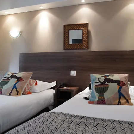 Ath Athenee מלון