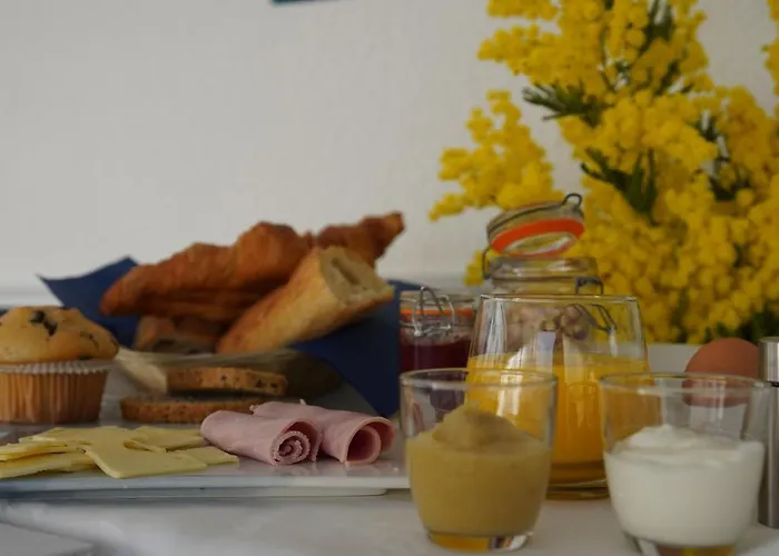 Hotel Ath Athénée 3*