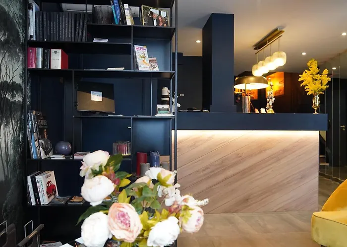 Ath Athénée Hotel 3*