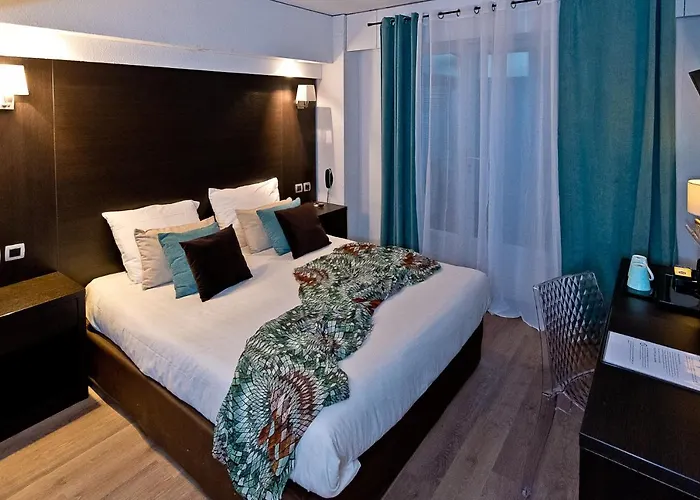 Ath Athénée Hotel 3*