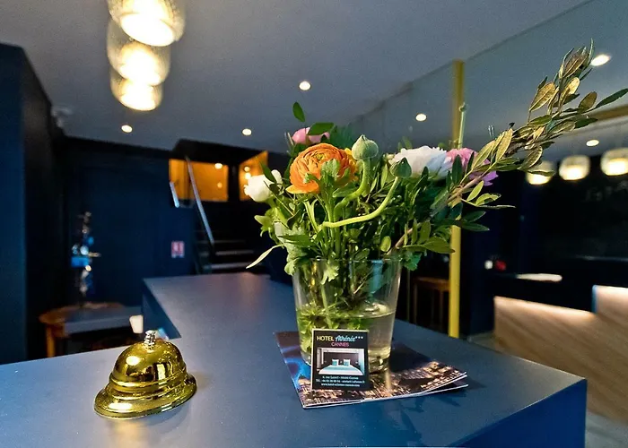 Ath Athénée 3* Cannes