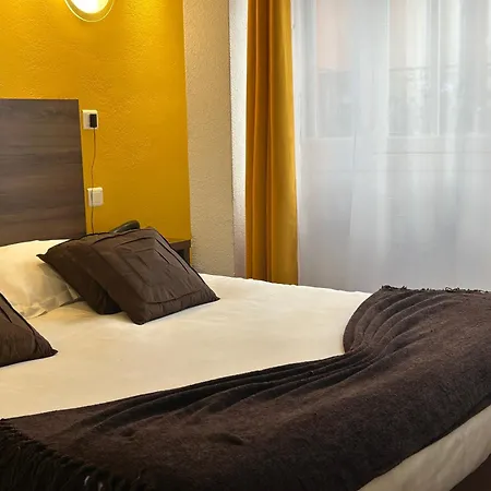 Szálloda Ath Athenee 3*