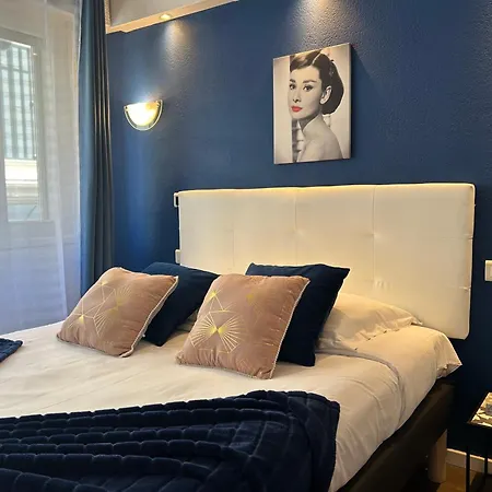 Ath Athenee Szálloda 3*