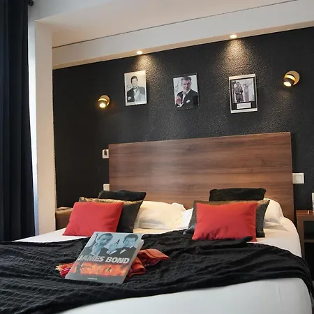 Ath Athenee Szálloda 3*