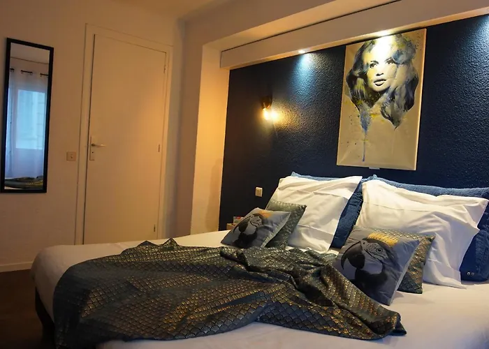 Ath Athenee Cannes